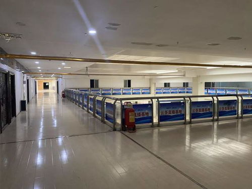 2023年7月,東盟農特產品交易中心三樓只有零星幾家做直播業務的茶葉公司,沒有發現中廣通公司的痕跡。(   /圖)